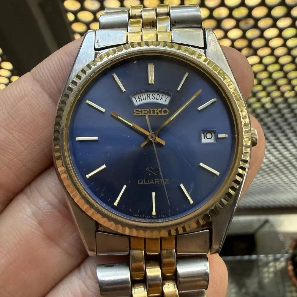 Vintage Seiko SQ President Fluted Bezel Watch 36mm Blue Dial Two Tone Daydate